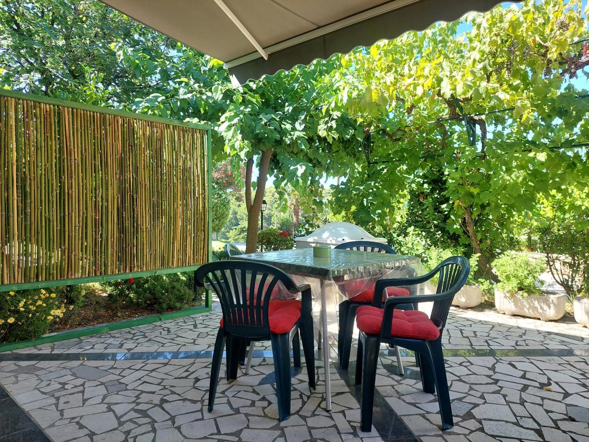 Apartment Roglic 拉布 外观 照片